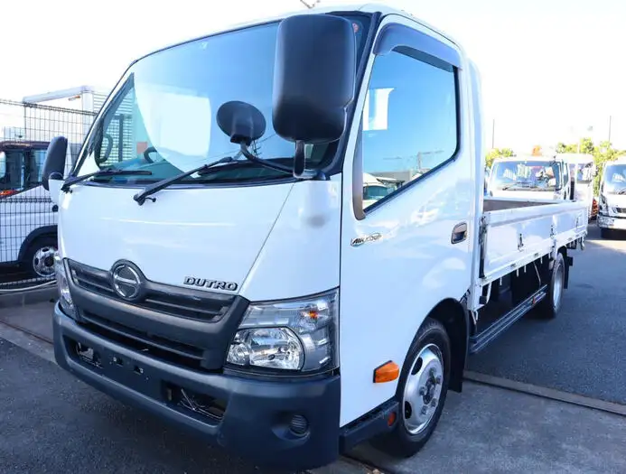 日野 デュトロ 小型 平ボディ TKG-XZC710M H28の中古トラック画像1