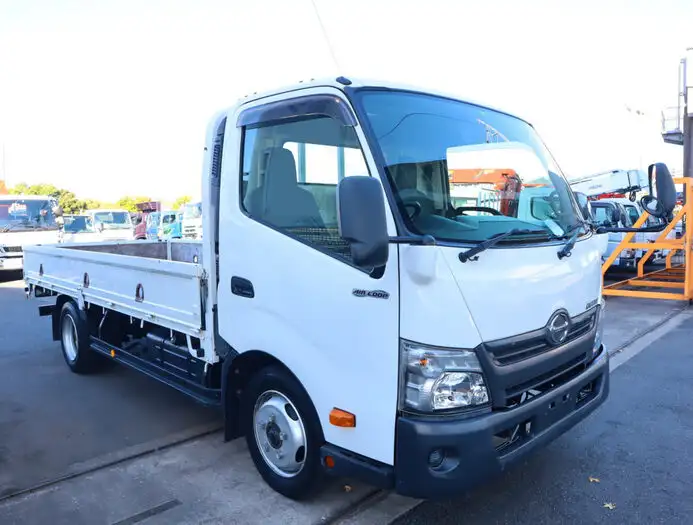 日野 デュトロ 小型 平ボディ TKG-XZC710M H28の中古トラック画像2