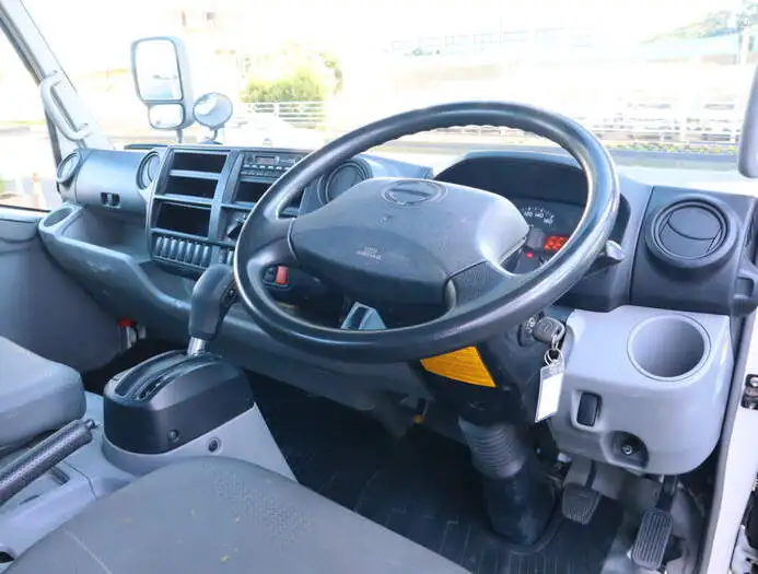 日野 デュトロ 小型 平ボディ TKG-XZC710M H28の中古トラック画像11