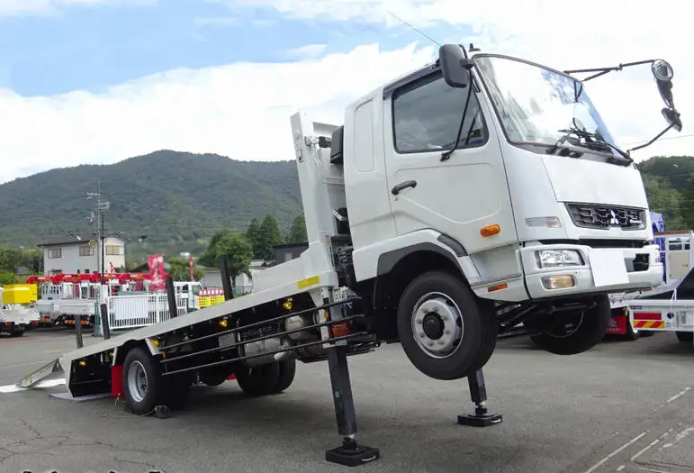 三菱 ファイター 中型/増トン 車両重機運搬 ラジコン ウインチの中古トラック画像2