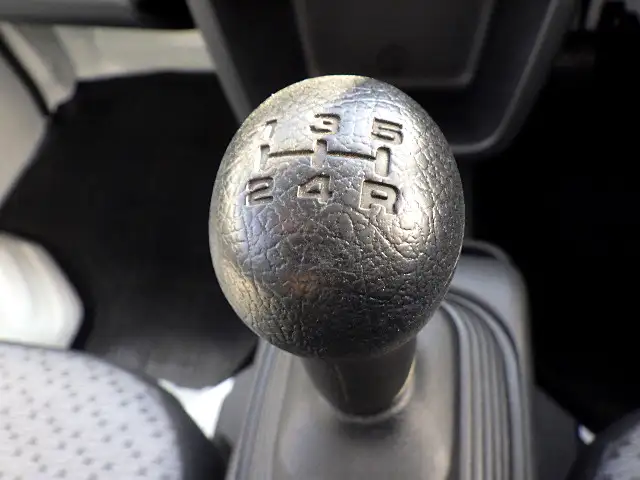 スズキ キャリイ  平ボディ EBD-DA16T R3の中古トラック画像16