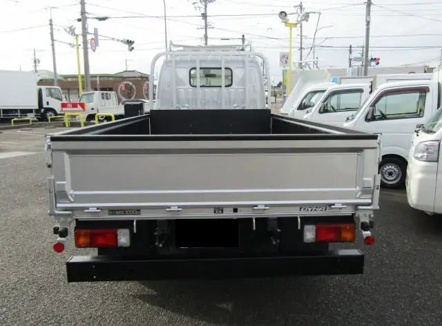トヨタ ダイナ 小型 平ボディ 床鉄板 2RG-XZU645の中古トラック画像3