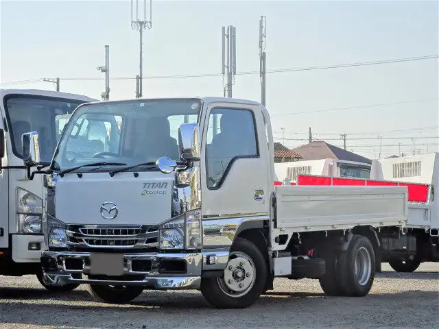 マツダ タイタン 小型 平ボディ 床鉄板 TRG-LJR85Aの中古トラック画像1