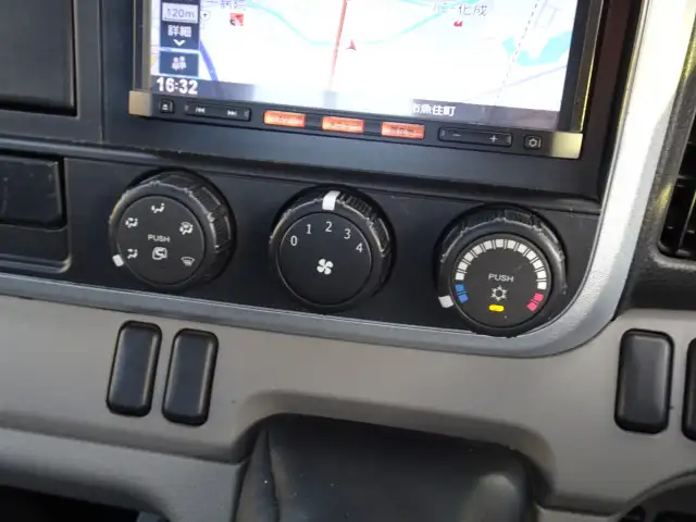 日産 アトラス 小型 平ボディ TRG-FBA5W H29の中古トラック画像12