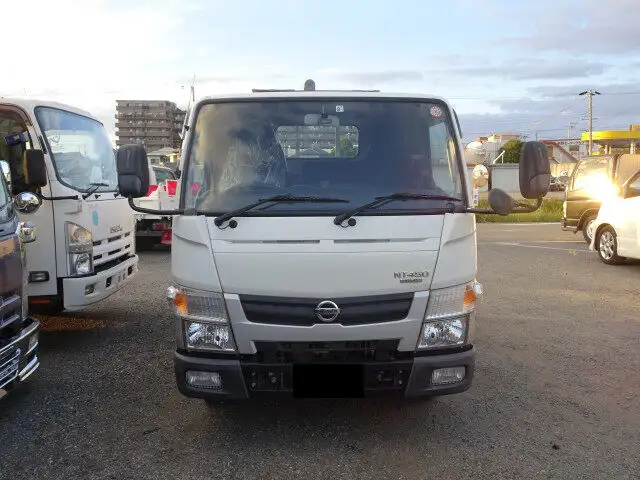 日産 アトラス 小型 平ボディ TRG-FBA5W H29の中古トラック画像2
