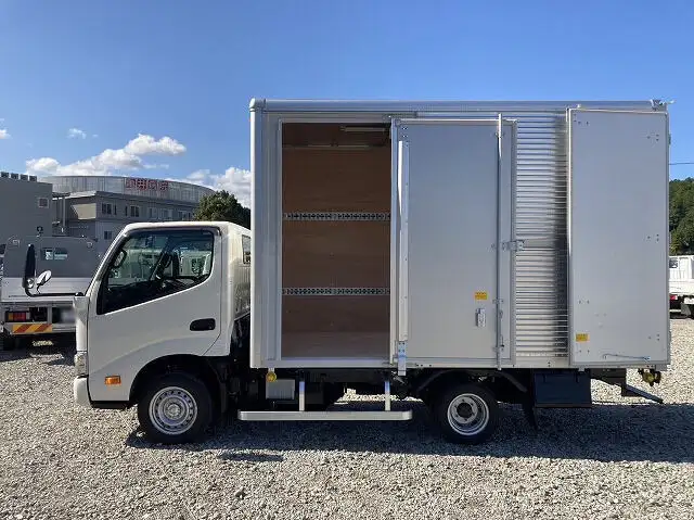 トヨタ ダイナ 小型 アルミバン サイドドア 3BF-TRY230の中古トラック画像8