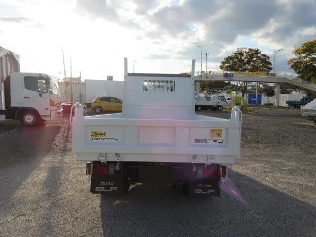 いすゞ エルフ 小型 ダンプ KR-NKR81ED H15の中古トラック画像4