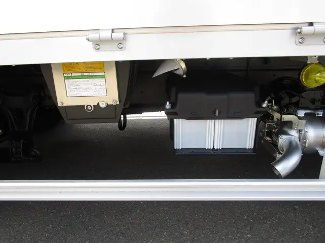 日野 レンジャー 中型/増トン ウイング ベッド 2PG-FD2ABGの中古トラック画像13