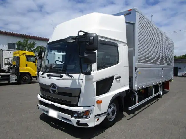 日野 レンジャー 中型/増トン ウイング ベッド 2PG-FD2ABGの中古トラック画像1