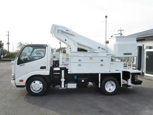 日野 デュトロ 小型 高所・建柱車 高所作業車 TKG-XZU685Mの中古トラック画像4