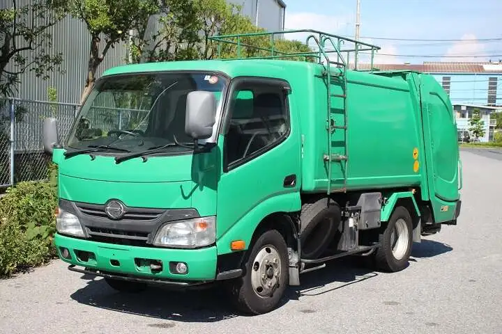 日野 デュトロ 小型 パッカー車 巻き込み式 回転ダンプ式の中古トラック画像1