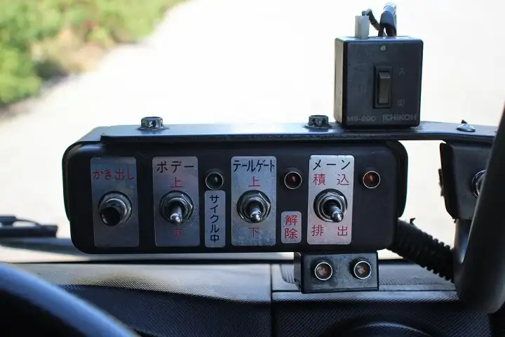 日野 デュトロ 小型 パッカー車 巻き込み式 回転ダンプ式の中古トラック画像15