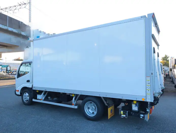 トヨタ トヨエース 小型 アルミバン パワーゲート TPG-XZC655の中古トラック画像4
