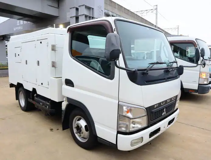三菱 キャンター 小型 タンク車 高圧洗浄車 PDG-FB70Bの中古トラック画像2