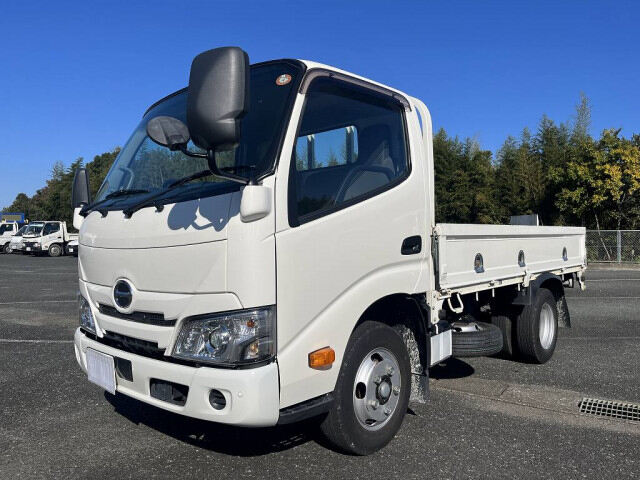 日野 デュトロ 小型 平ボディ 10尺 2RG-XZC605M