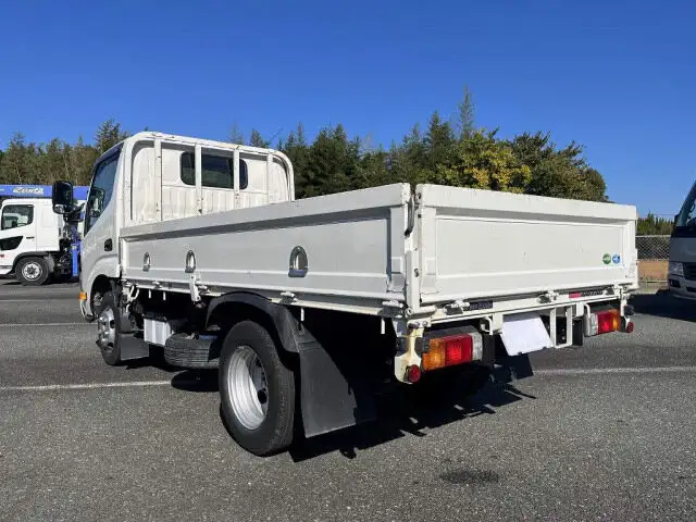 日野 デュトロ 小型 平ボディ 床鉄板 2RG-XZC605Mの中古トラック画像4
