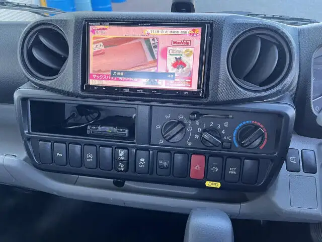 日野 デュトロ 小型 平ボディ 床鉄板 2RG-XZC605Mの中古トラック画像10