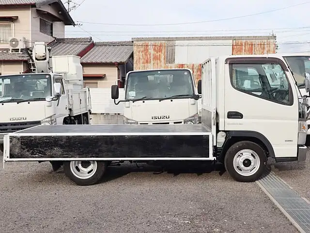 三菱 キャンター 小型 平ボディ TPG-FBA00 H29の中古トラック画像4