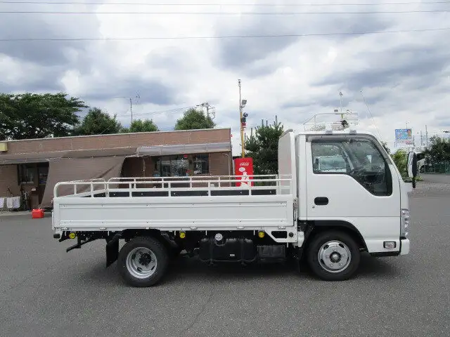 いすゞ エルフ 小型 平ボディ TRG-NJR85A H31/R1の中古トラック画像3