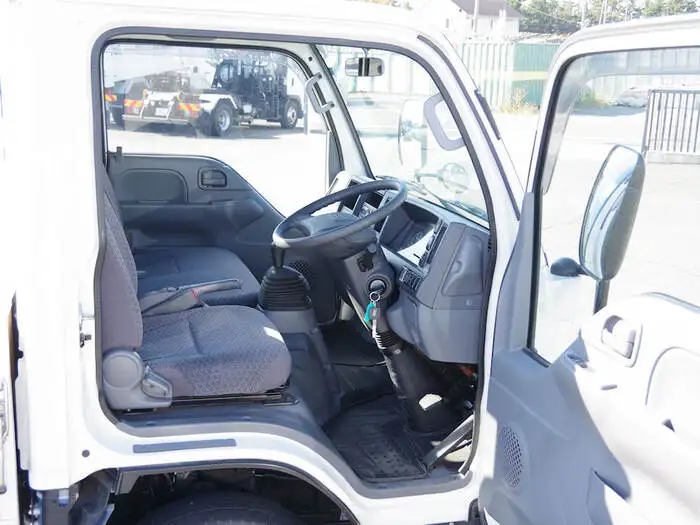 いすゞ エルフ 小型 平ボディ TRG-NJR85A H31/R1の中古トラック画像12