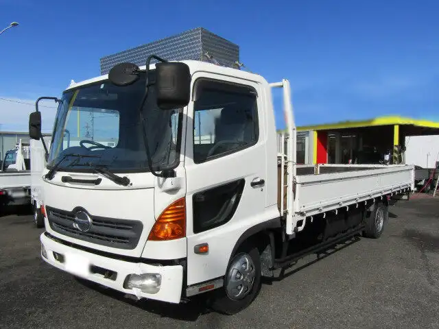 日野 レンジャー 中型/増トン 平ボディ 床鉄板 FC6JJFの中古トラック画像1