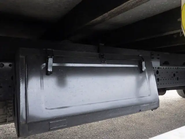 いすゞ フォワード 中型/増トン ウイング 幌ウイング TKG-FRR90S2の中古トラック画像14