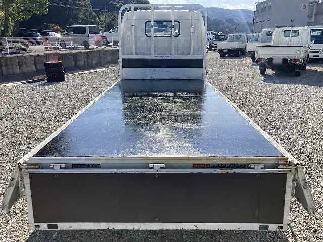 日野 デュトロ 小型 平ボディ 床鉄板 TKG-XZU645Mの中古トラック画像6
