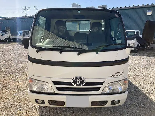 トヨタ ダイナ 小型 平ボディ LDF-KDY281 H27の中古トラック画像2