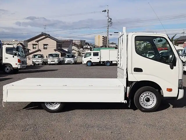 トヨタ ダイナ 小型 平ボディ QDF-KDY221 H30の中古トラック画像6
