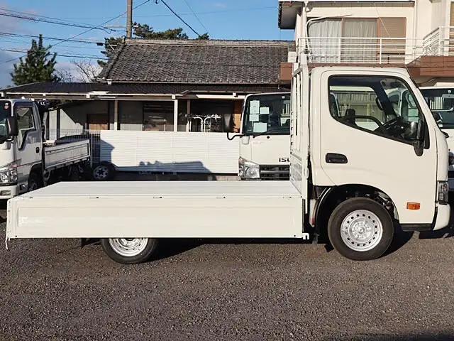 トヨタ ダイナ 小型 平ボディ QDF-KDY221 H30の中古トラック画像5