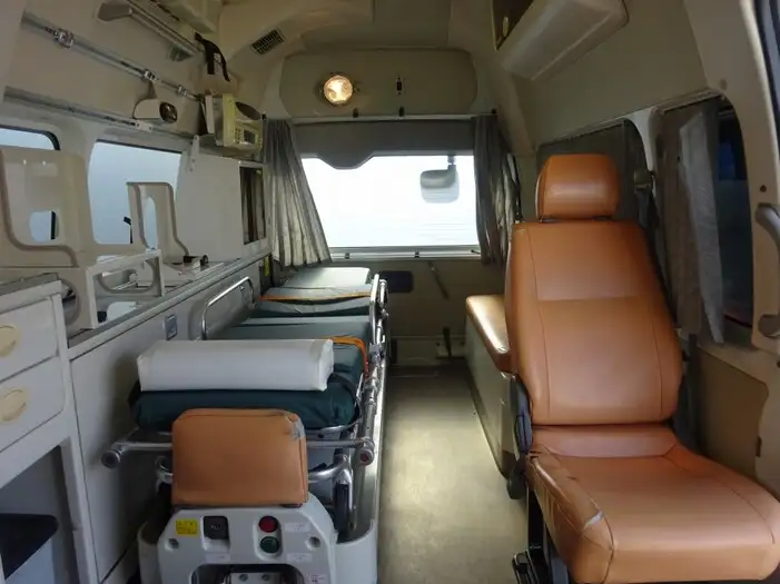 トヨタ ハイエース 小型 特殊車両 CBF-TRH226S H21の中古トラック画像13
