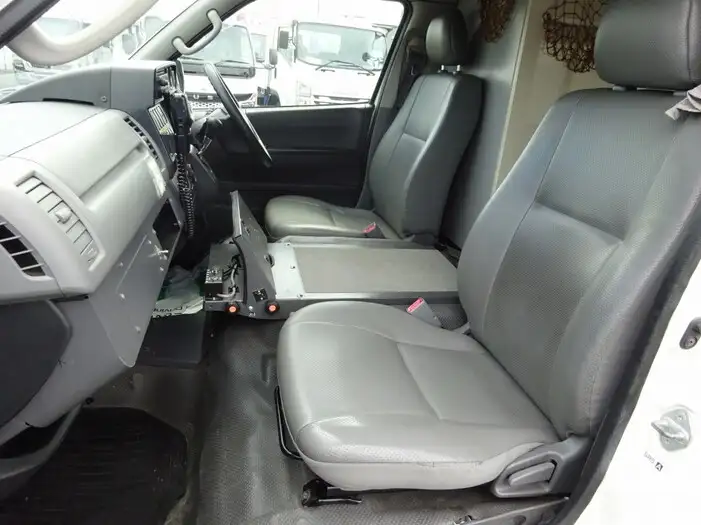 トヨタ ハイエース 小型 特殊車両 CBF-TRH226S H21の中古トラック画像16