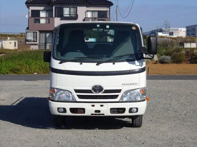 トヨタ ダイナ 小型 平ボディ QDF-KDY231 H28の中古トラック画像2