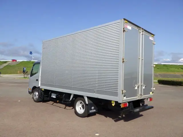 トヨタ ダイナ 小型 アルミバン TKG-XZU710 H25の中古トラック画像4