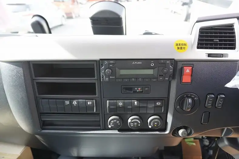 三菱 ファイター 中型/増トン ダンプ ベッド 2KG-FK62FZの中古トラック画像9