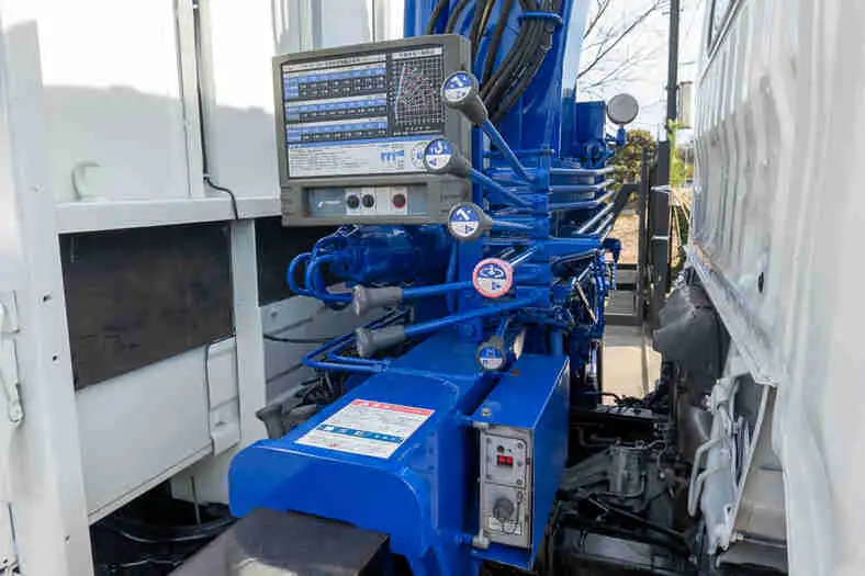 トヨタ ダイナ 小型 クレーン付 4段 ラジコンの中古トラック画像9