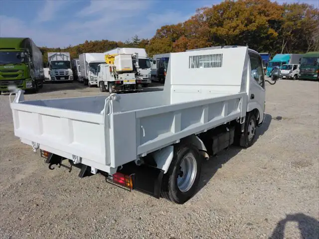 トヨタ ダイナ 小型 ダンプ PB-XZU311D H17の中古トラック画像2