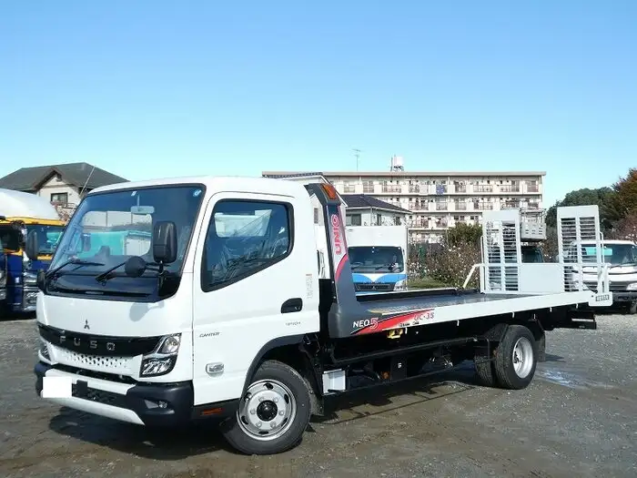 三菱 キャンター 小型 車両重機運搬 ラジコン ウインチの中古トラック画像1