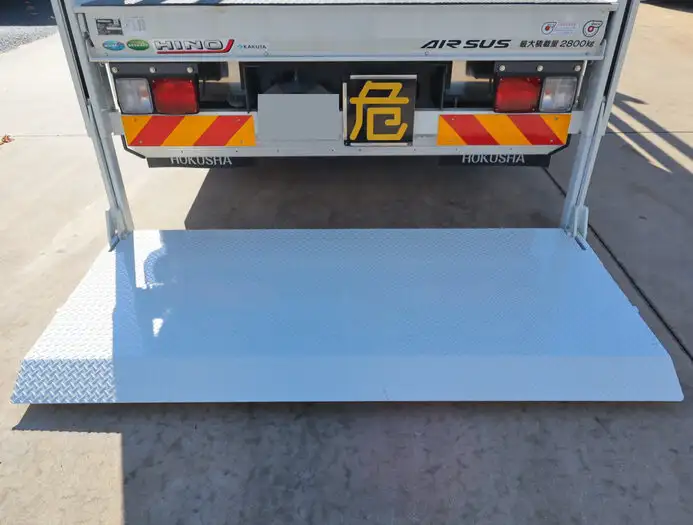 日野 レンジャー 中型/増トン 平ボディ パワーゲート 床鉄板の中古トラック画像6