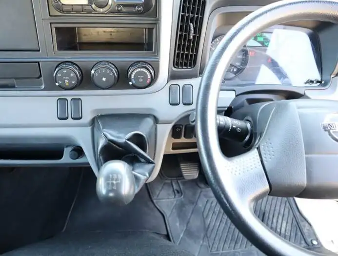 日産 アトラス 小型 平ボディ TRG-FBA5W H29の中古トラック画像12