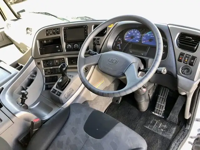 日産UD クオン 大型 ウイング ハイルーフ エアサスの中古トラック画像13