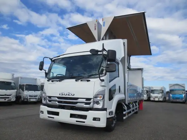 いすゞ フォワード 中型/増トン ウイング エアサス 2RG-FRR90T2の中古トラック画像1