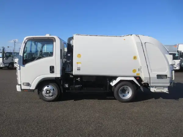 いすゞ エルフ 小型 パッカー車 プレス式 TPG-NMR85ANの中古トラック画像3