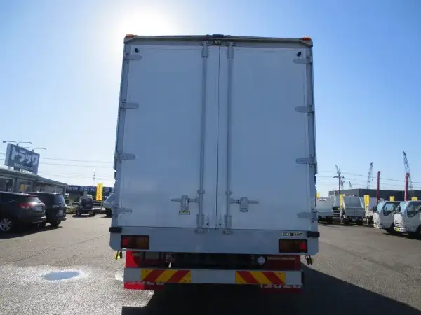 いすゞ フォワード 中型/増トン ウイング ベッド TKG-FRR90S2の中古トラック画像7
