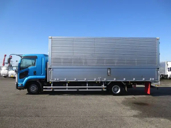 いすゞ フォワード 中型/増トン ウイング ベッド TKG-FRR90S2の中古トラック画像9