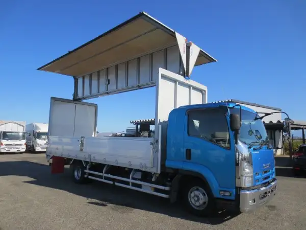 いすゞ フォワード 中型/増トン ウイング ベッド TKG-FRR90S2の中古トラック画像10