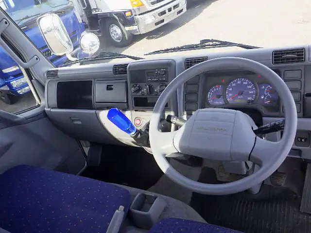 三菱 キャンター 小型 平ボディ CBF-FB700B H16の中古トラック画像9