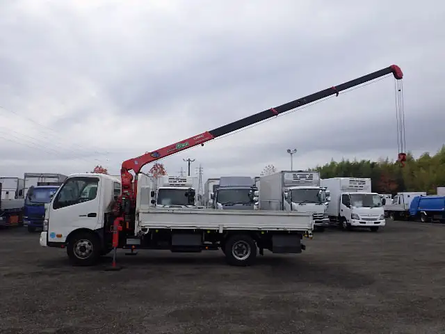 日野 デュトロ 小型 クレーン付 4段 フックインの中古トラック画像4