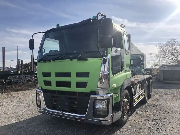 いすゞ ギガ 大型 トラクター 2デフ ベッド の中古トラック【車両No.136994】
