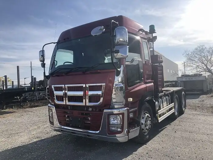 いすゞ ギガ 大型 トラクター ハイルーフ 2デフ の中古トラック【車両No.136993】
